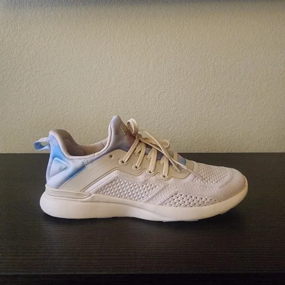 APL Techloom Tracer Sneakers Womens 6.5 - Picture 3 of 5